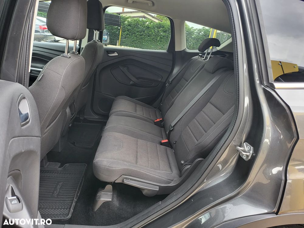 Ford Kuga 1.5 EcoBoost 2x4 Cool & Connect - 15