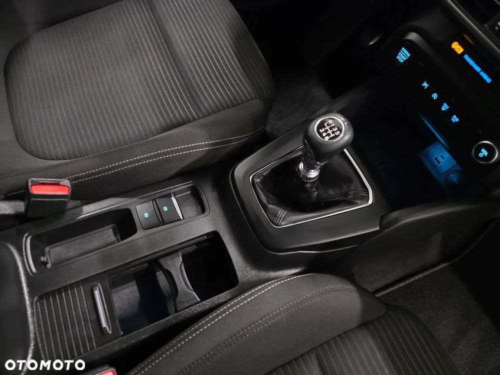 Ford Focus 1.5 EcoBlue Titanium X - 19