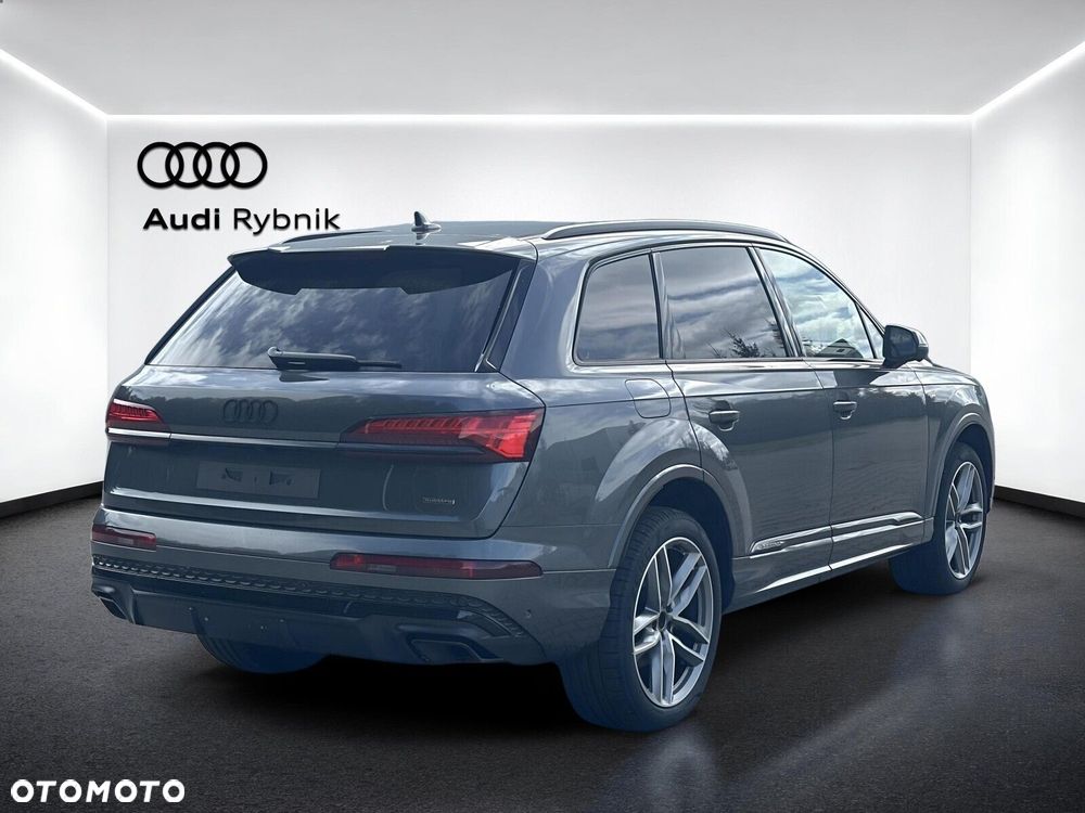 Audi Q7 - 7