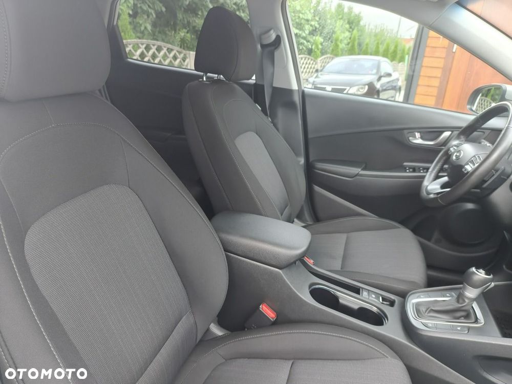 Hyundai Kona - 21