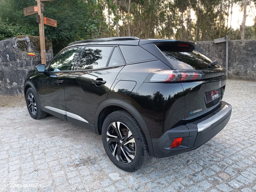 Peugeot e-2008 Allure Pack - 7
