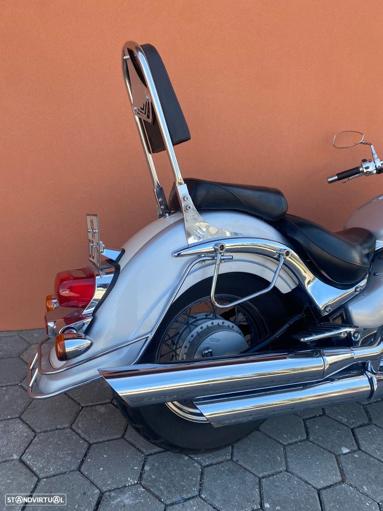 Suzuki Intruder VL 800 - 6
