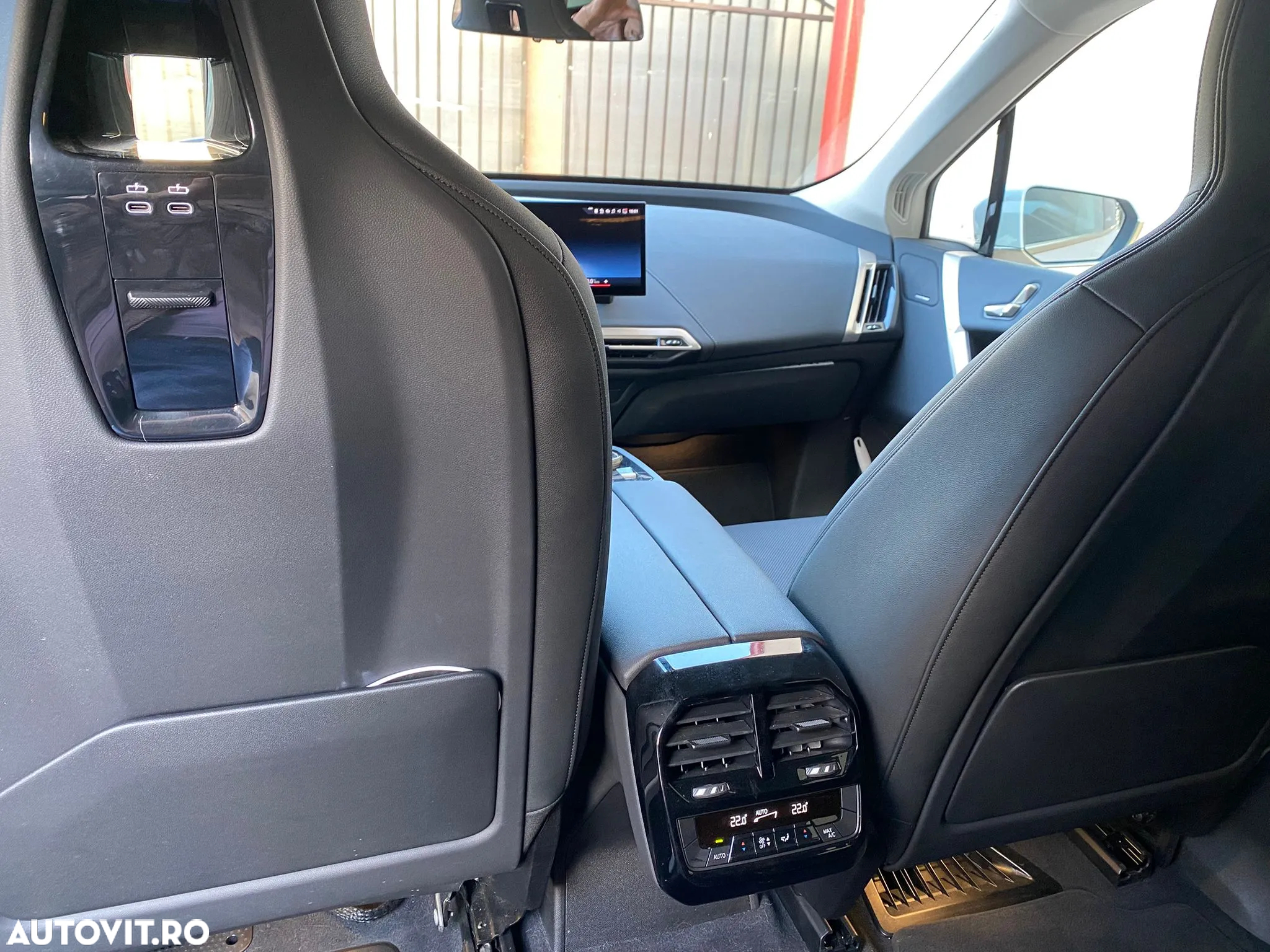 BMW iX xDrive40 - 17