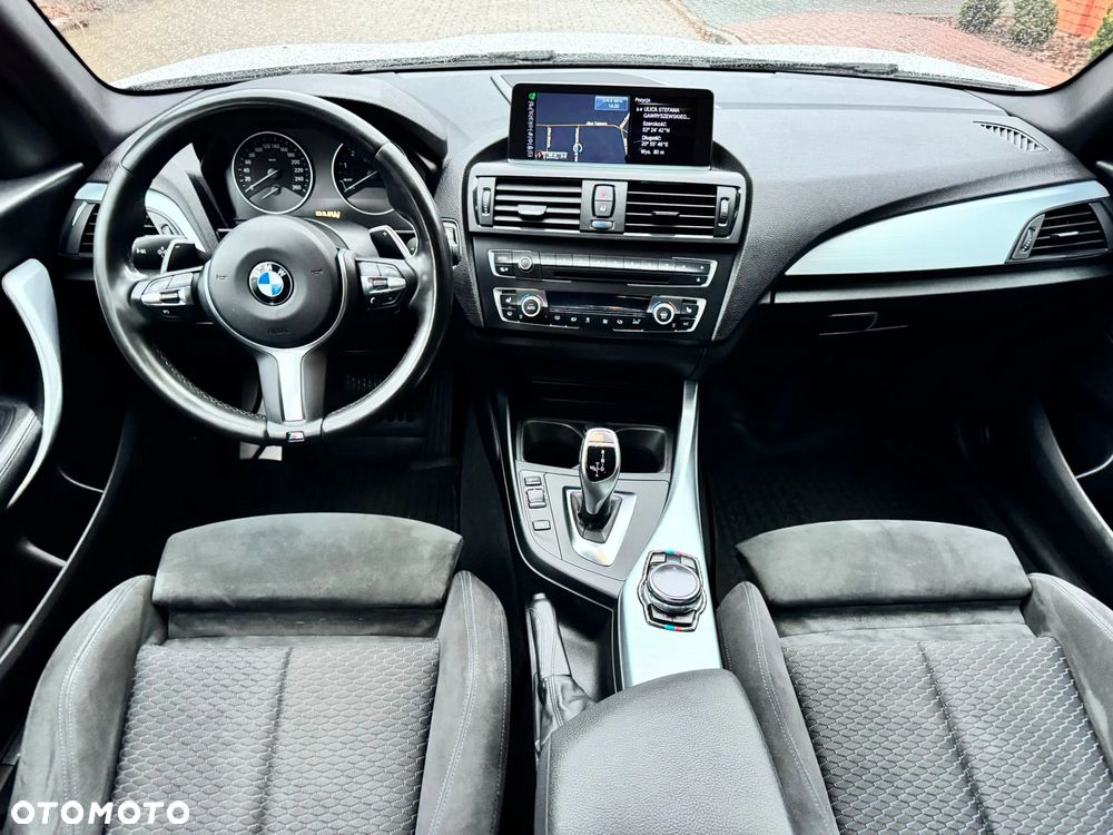 BMW Seria 1 125i Advantage sport - 34