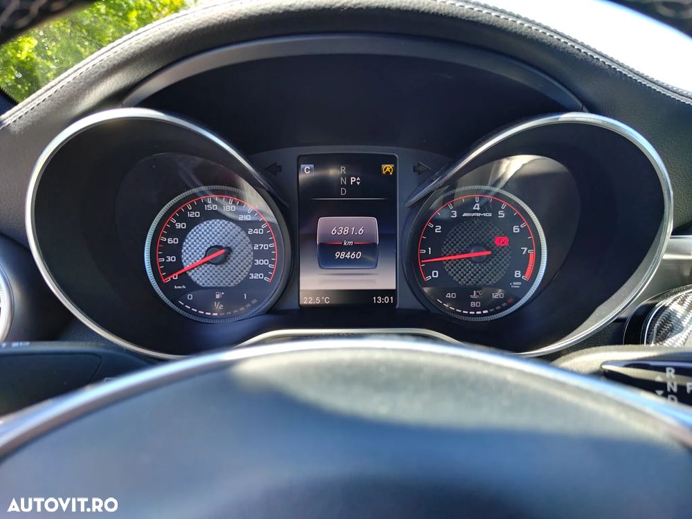 Mercedes-Benz C 63 AMG - 11