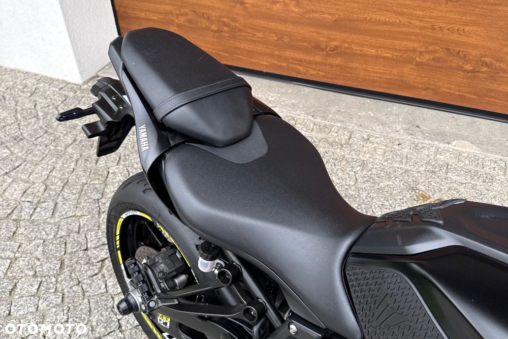 Yamaha MT - 13