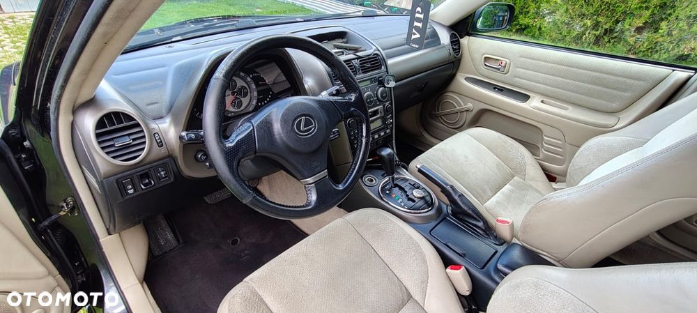 Lexus IS 200 Prestige - 5