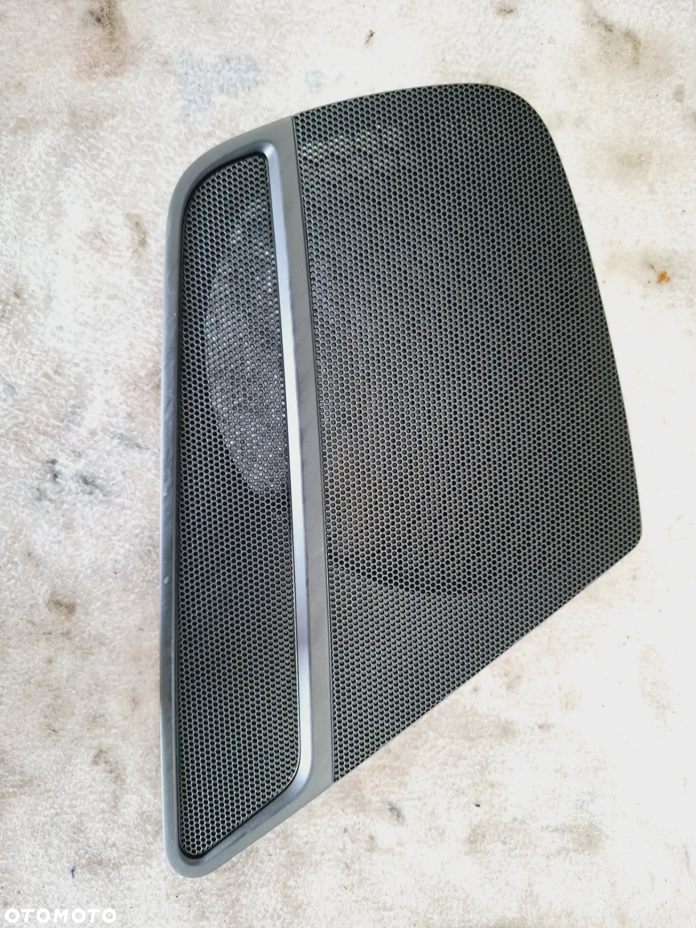 Maskownica Osłona Głośnika Boczka Lewa/Prawa Przód/Tył Czarna Audi A4 B8 - 12