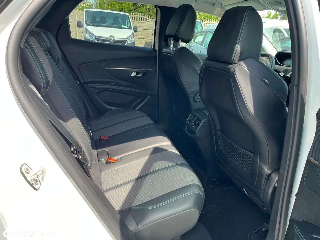 Peugeot 3008 1.5 BlueHDi Allure S&S - 7