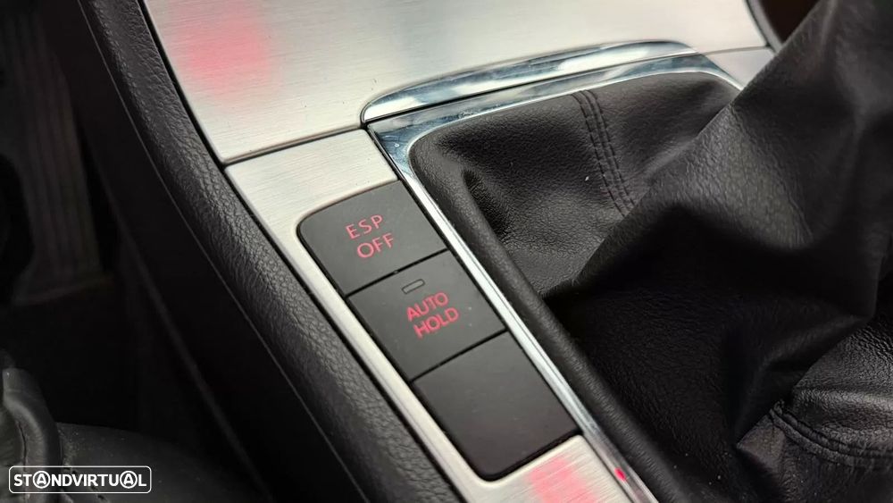 VW Passat 2.0 TDI Sport - 27