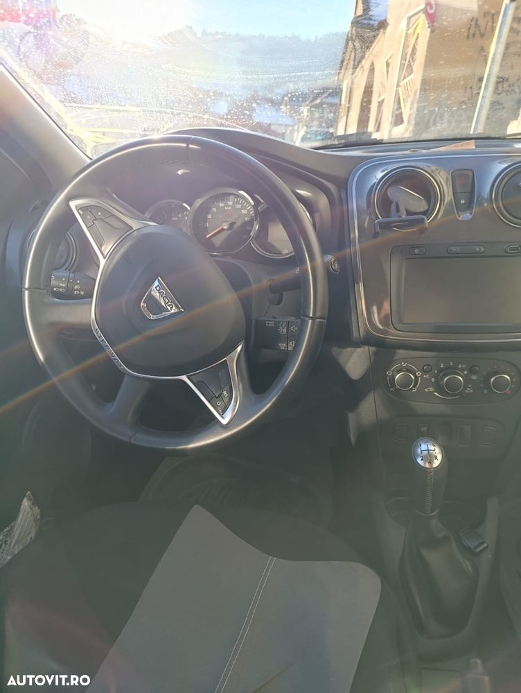 Dacia Sandero - 4