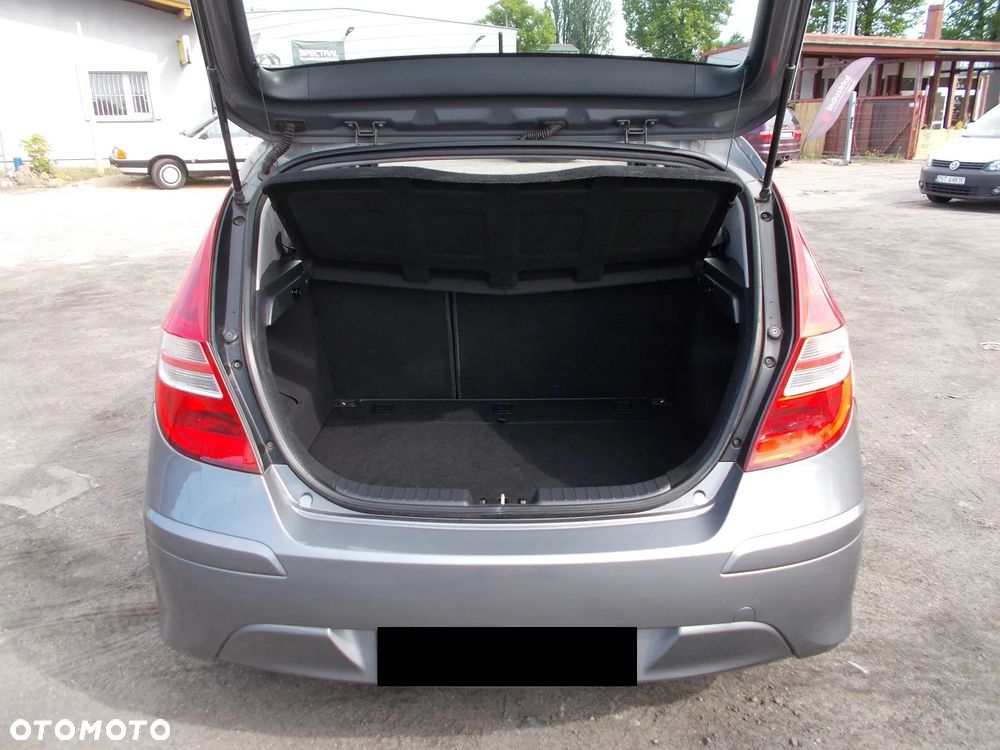 Hyundai i30 1.4 Comfort - 9