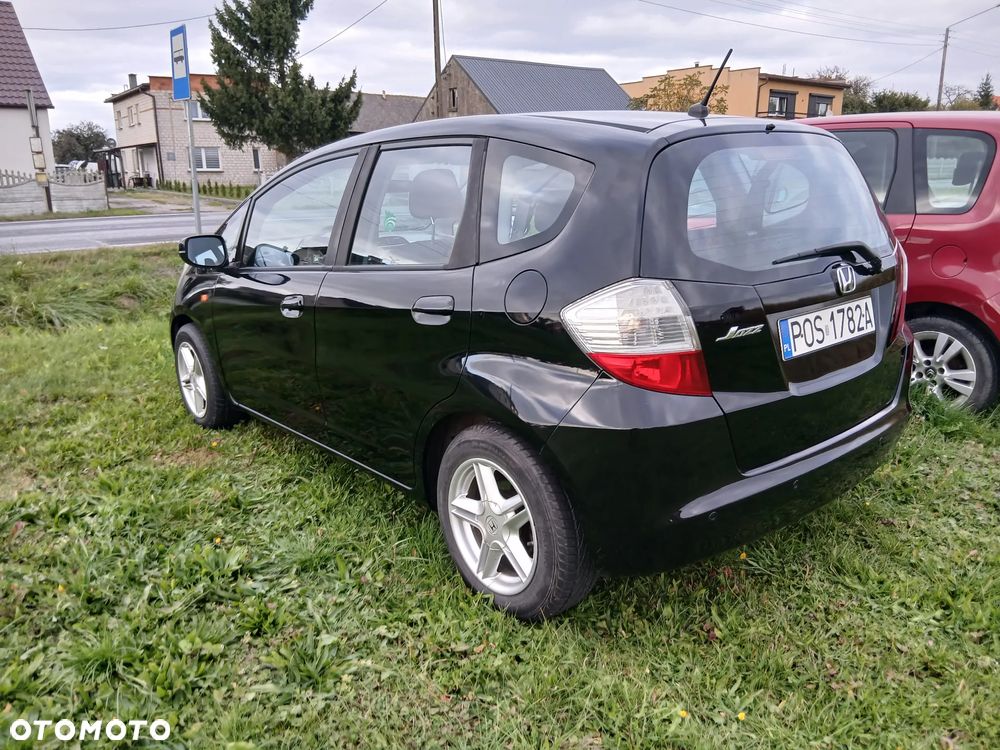 Honda Jazz 2010 photo 4