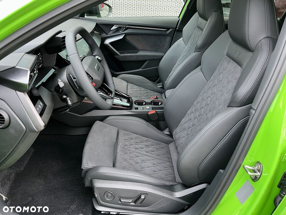 Audi RS3 Sportback - 16