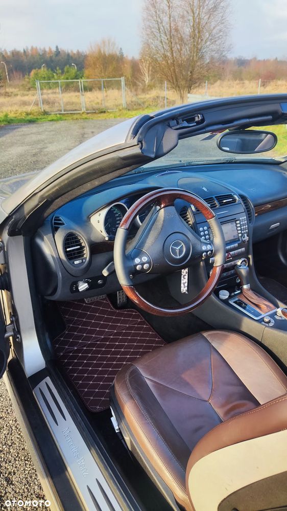 Mercedes-Benz SLK - 12