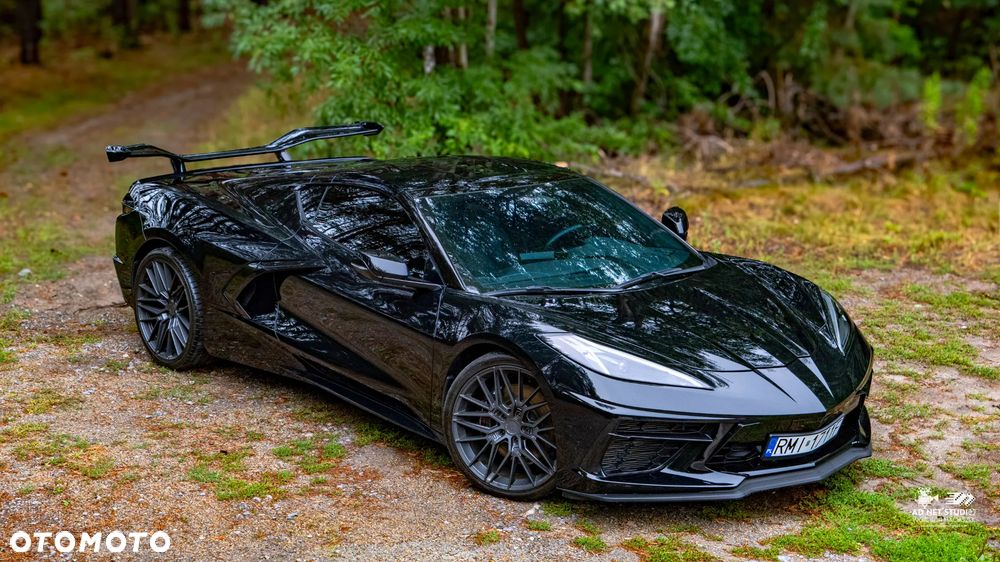 Chevrolet Corvette - 8