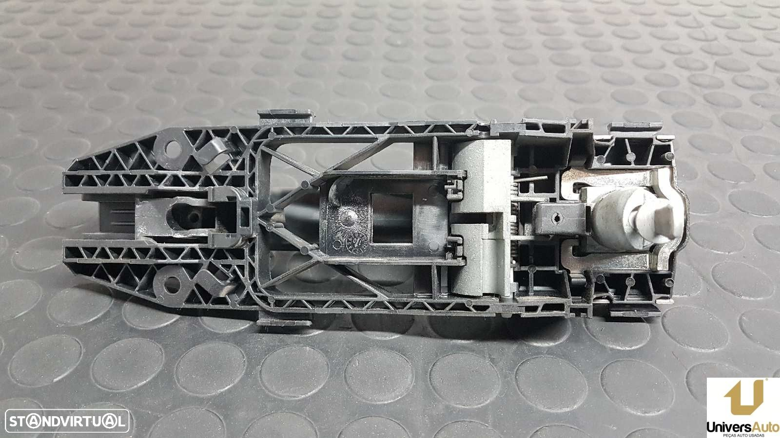 PUXADOR EXTERIOR FRENTE ESQUERDO VOLKSWAGEN POLO (6R1) ADVANCE - 3