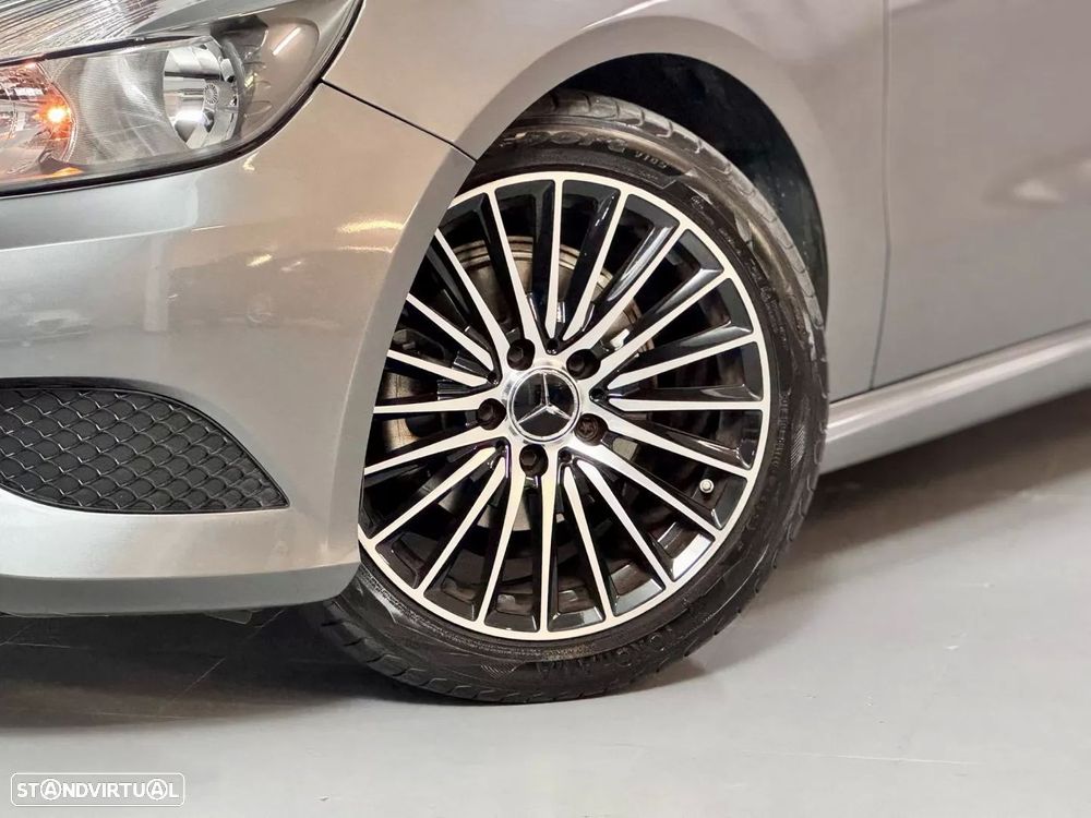 Mercedes-Benz A 180 CDI BlueEFFICIENCY - 13