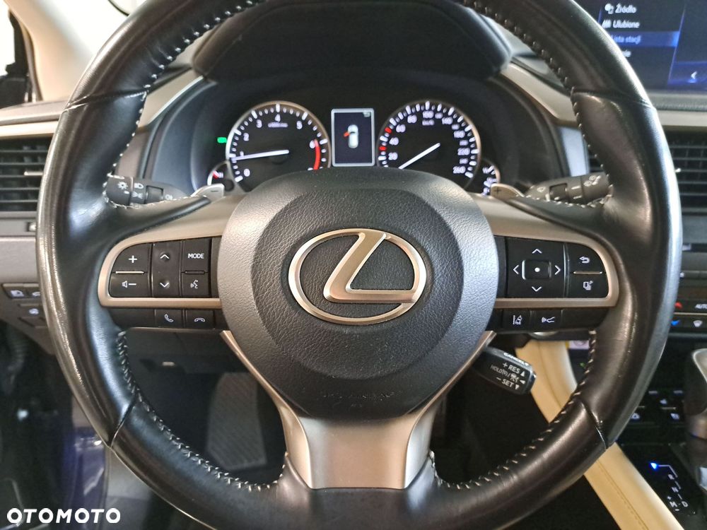 Lexus RX - 26