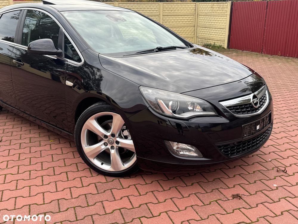 Opel Astra 1.6 T Sport - 12