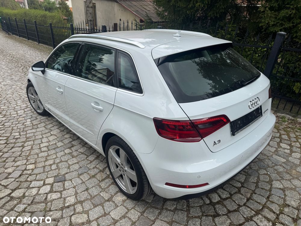 Audi A3 Sportback 1.4 TFSI g-tron S tronic design - 16