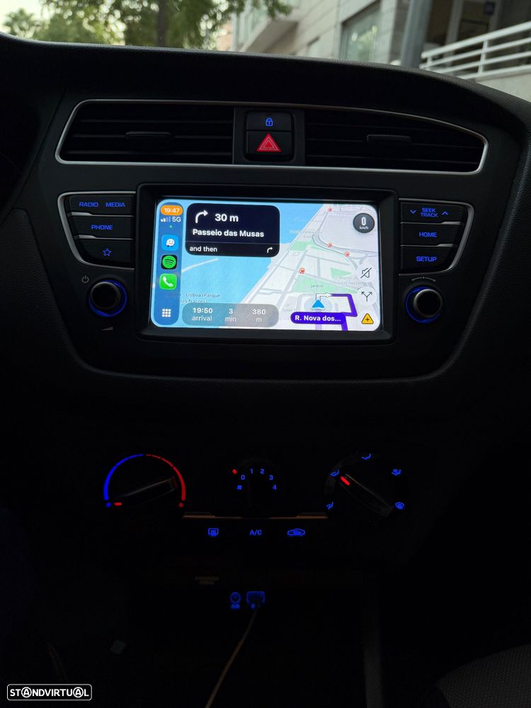 Hyundai i20 1.2 Comfort - 13