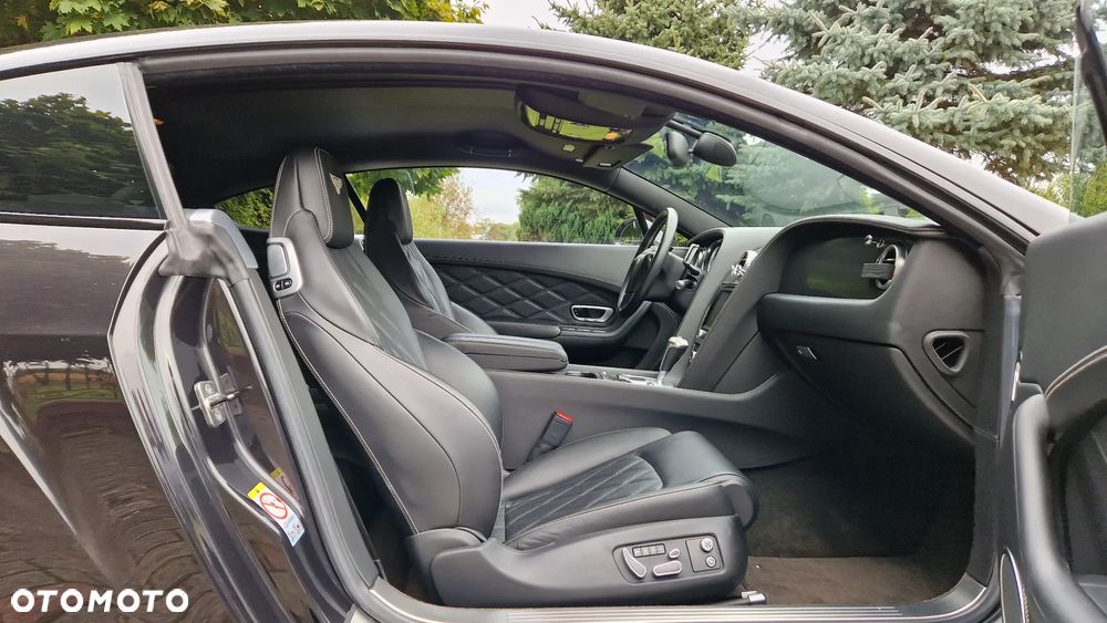 Bentley Continental GT Speed - 12