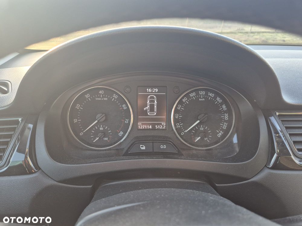 Skoda RAPID - 13
