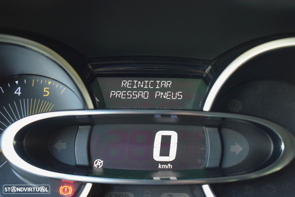 Renault Clio Sport Tourer 1.5 dCi Dynamique S 82g - 21