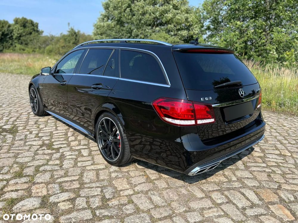 Mercedes-Benz Klasa E 63 AMG T S 4Matic AMG Speedshift MCT - 3