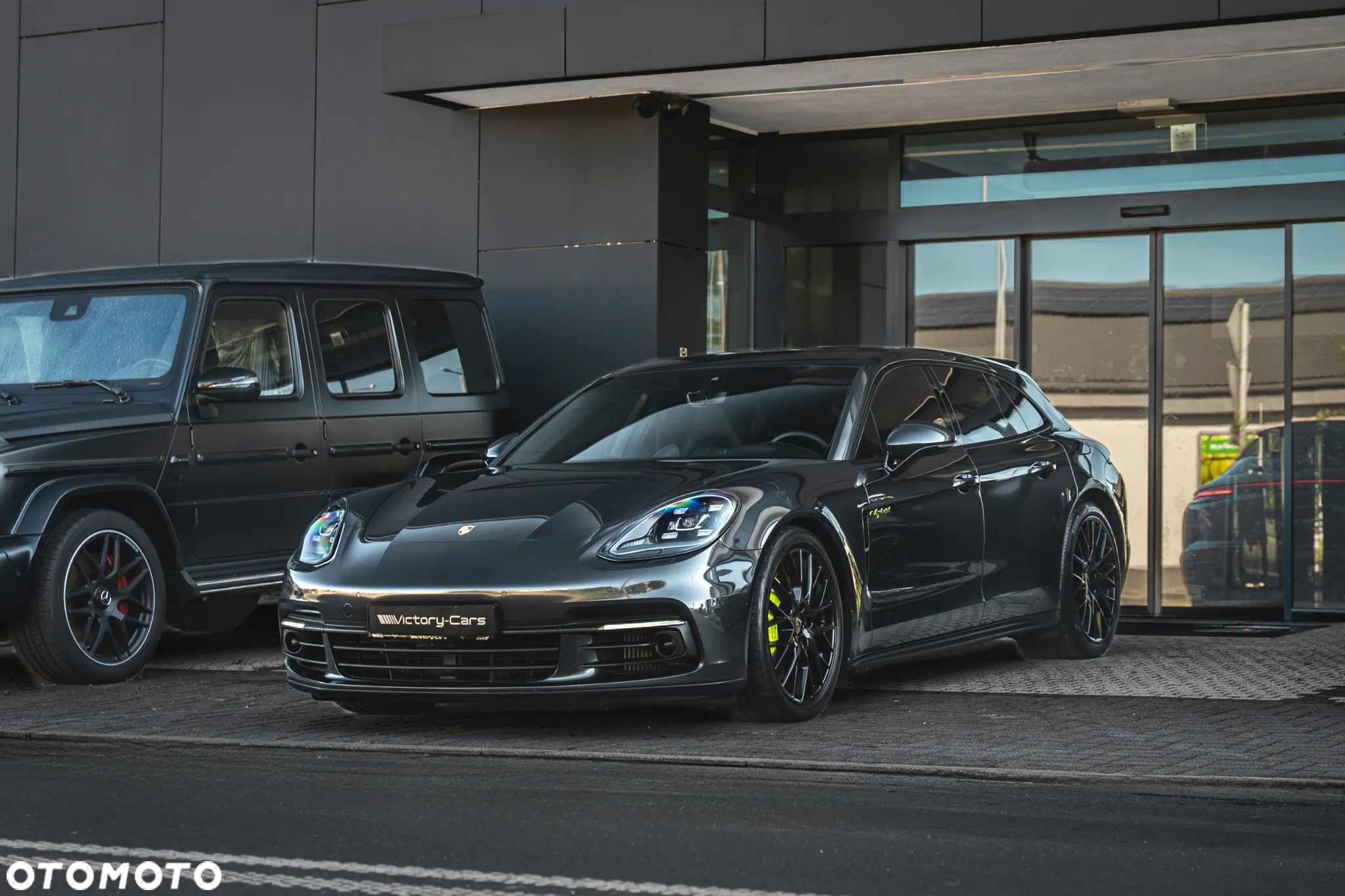 Porsche Panamera 4 e-Hybrid Sport Turismo - 2