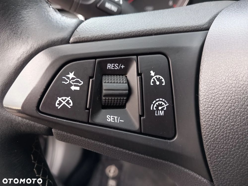 Opel Astra 1.6 D (CDTI) Start/Stop Innovation - 19