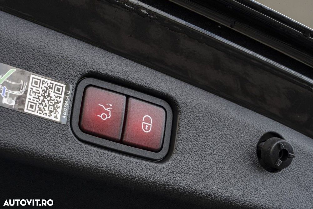 Mercedes-Benz E - 29