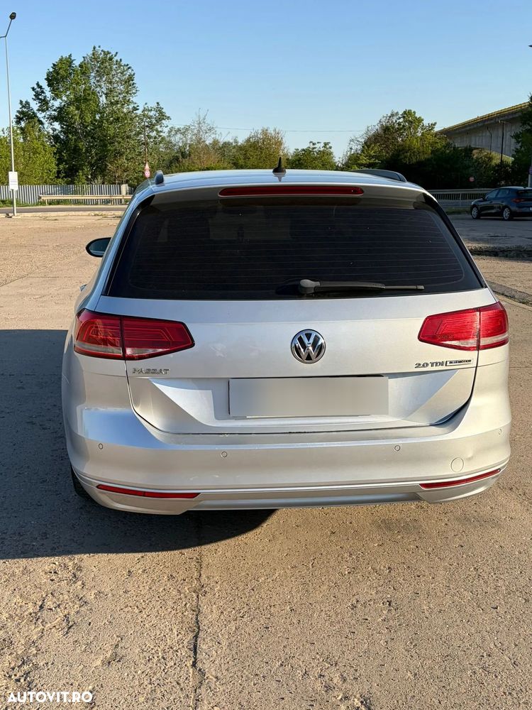 Volkswagen Passat 2.0 TDI DSG Comfortline - 2