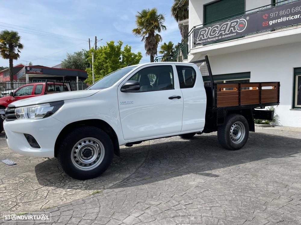 Toyota Hilux HILUX 2.4 D 4W2 VIII (150CV) - 2
