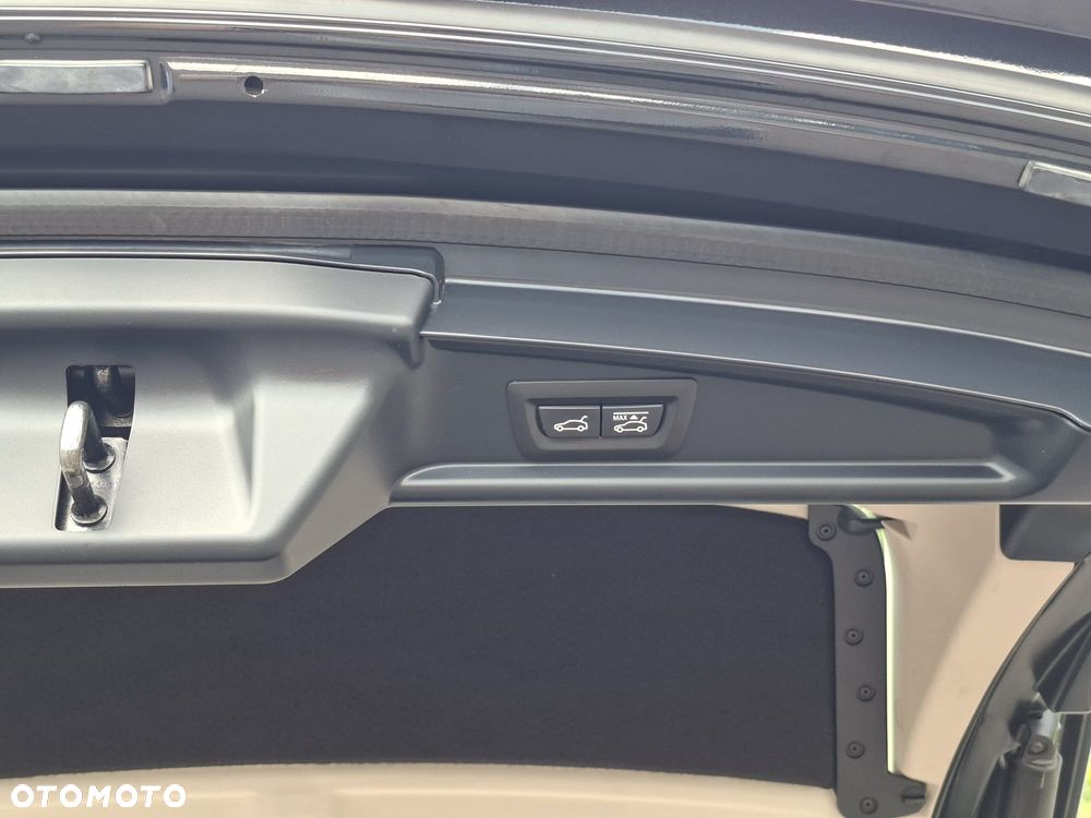 BMW 5GT 535i xDrive - 26