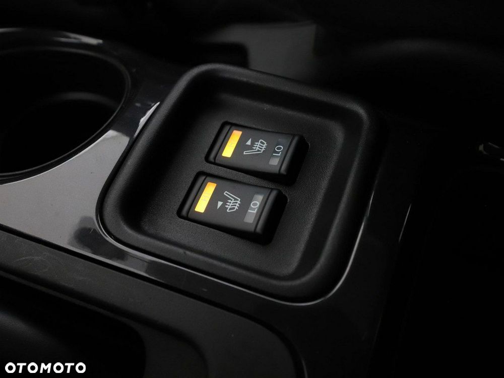 Nissan Juke 1.6 Xtronic N-Connecta - 31