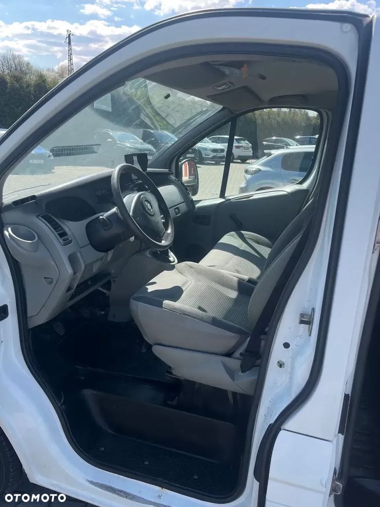 Opel VIVARO - 8