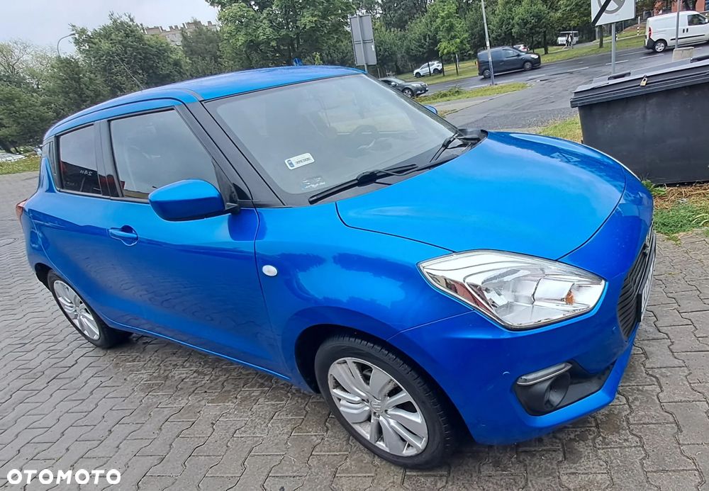 Suzuki Swift 1.2 Premium Plus - 3