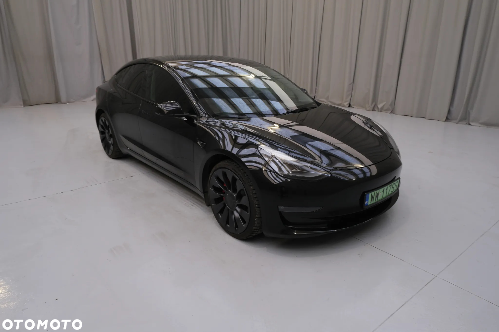 Tesla Model 3 Performance AWD - 11