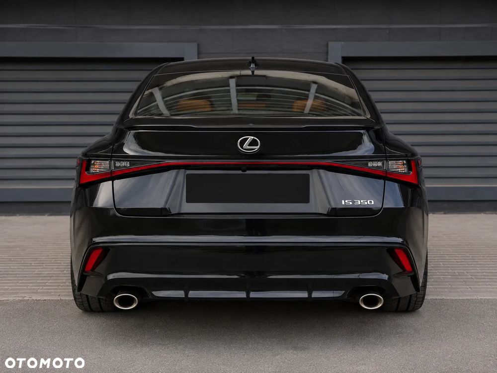 Lexus IS - 7