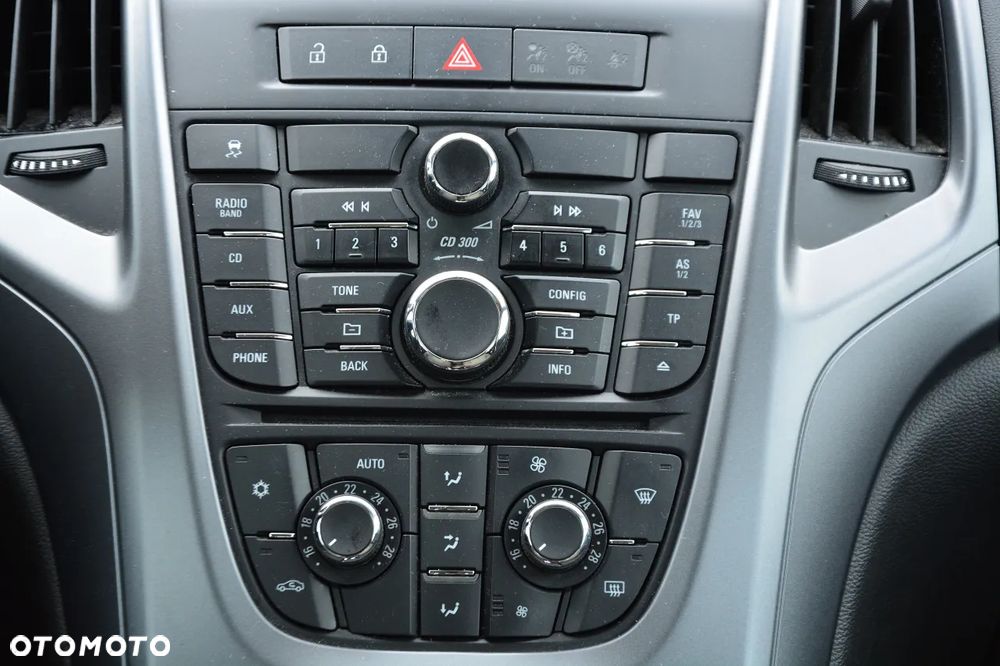 Opel Astra 1.4 ecoFLEX - 15