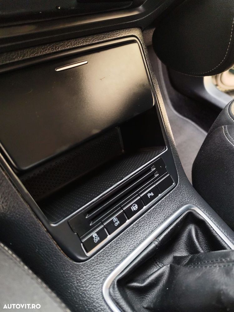 Volkswagen Tiguan - 13