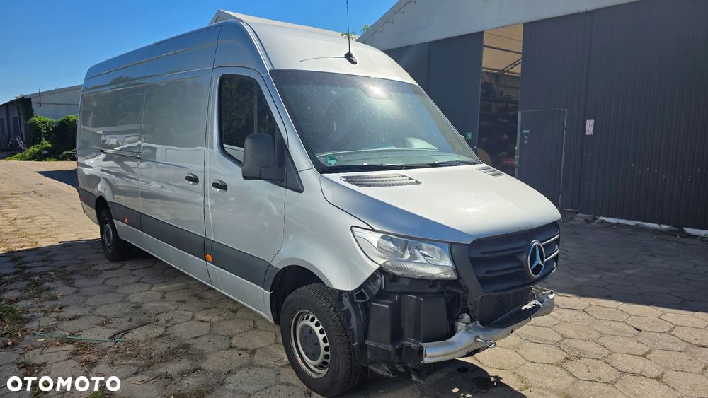 Mercedes-Benz SPRINTER - 1