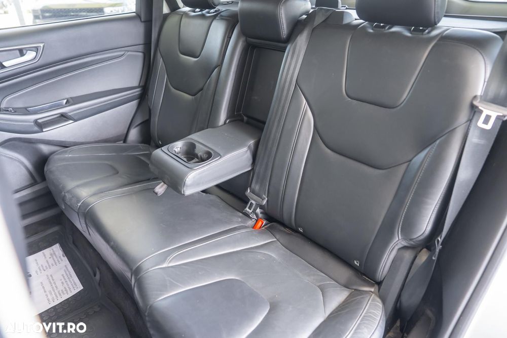 Ford Edge 2.0 TDCi Bi-Turbo 4x4 Titanium - 24