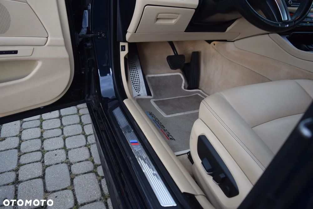 BMW Seria 5 535i Sport-Aut - 19