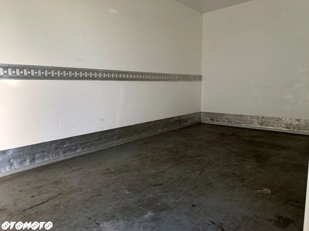 Mercedes-Benz sprinter - 8