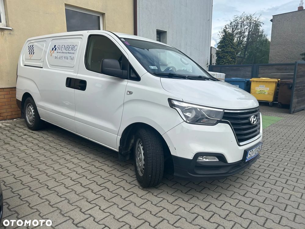 Hyundai H1 - 1