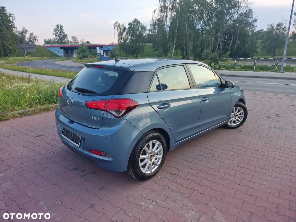 Hyundai i20 1.2 BlueDrive Elegant - 17