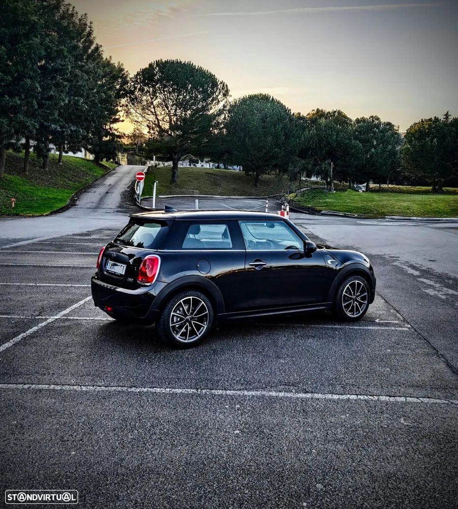 MINI 3 Portas One - 19